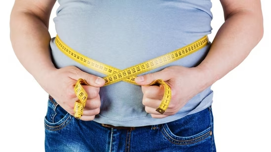 روش‌های علمی برای کاهش چربی شکم و پهلو بدون جراحی
